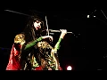 Download Lagu red paintings auf dem Sommertreffen des MC Kuhle Wampe