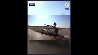 من المسافة صفر مقاتل من فصائل المعارضة السورية يواجه عناصر وآليات لقوات النظام  من المسافة صفر مقاتل من فصائل المعارضة السورية يواجه عناصر وآليات لقوات النظام