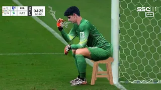 لحظات أستخدم فيها ياسين بونو الذكاء في كرة القدم 