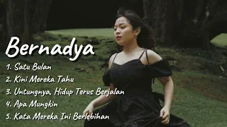 bernadya galau bareng