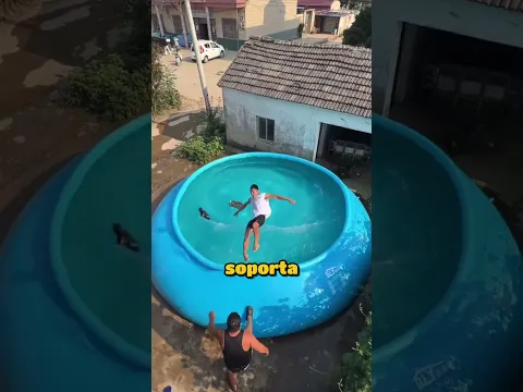 Eligió una piscina hinchable y se ahorró cientos de miles de dólares!