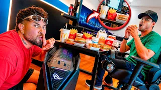 Comprei McDonald’s pro Renato sair da dieta e perder o desafio !! 🍔🍟