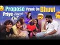 Download Lagu Propose Prank On Bhuvi PriyeచేతిలోOut priya nanu love chestudhi anttuna ?@rishi_stylish_official