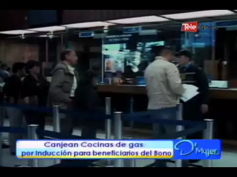 Canjean cocinas de gas por inducción para beneficiarios del bono