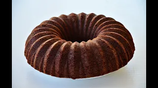 2 yumurta 1 su bardağı şeker 1 su bardağı süt 1 çay bardağı sıvıyağ 1 paket kabartma tozu 1 paket va. 
