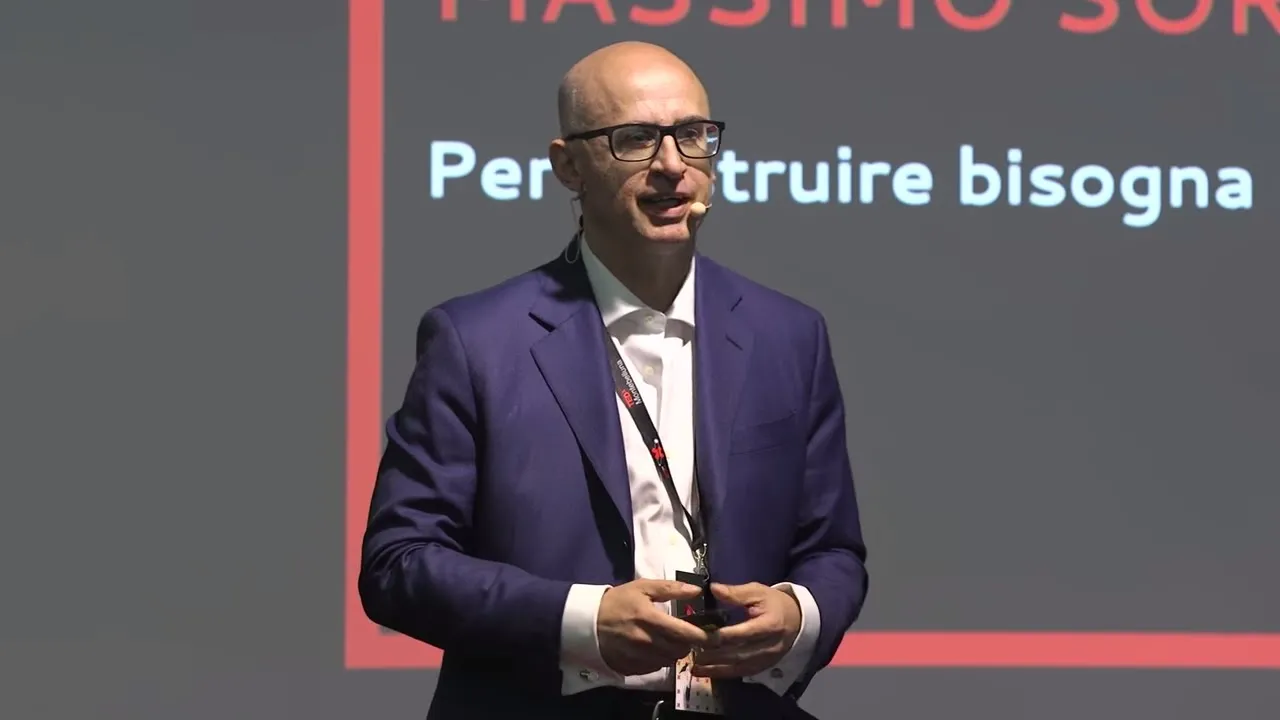 Per costruire bisogna prima rompere... gli schemi | Massimo Soriani Bellavista | TEDxMontebelluna