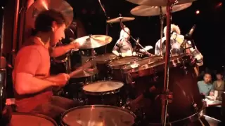 Download Simon Phillips (L. Ritenour \u0026 M. Stern) - Smoke 'n' Mirrors, [drums only camera] MP3