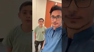 عبدالله ينشد لئن لم نلتقي في الأرض يوما دندنها