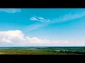Nuages Flottant Haut au-dessus de la Terre