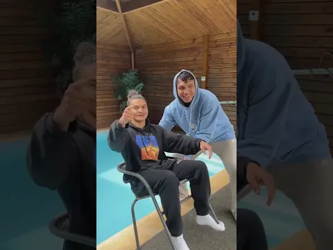 Sing Or Swim! 💦😱 finish the lyrics Game!