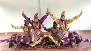 tari ratoh jaroe sanggar seni kenar gumilar 