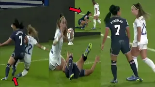 Athenea Del Castillo Vs Sakina Karchaoui PSG Vs Real Madrid 