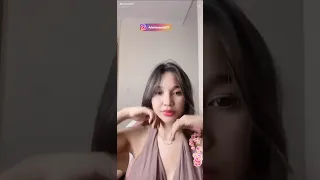 bigo adenia barbar yg hot di komentar