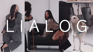 magazine shoot with puppies : LIALOG