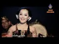 Download Lagu Sinden cantik suara merdu tembang sinom parijotho, rujak jeruk