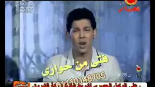 كليب حسين العجوز المشكلة مش فى الايام Flv 