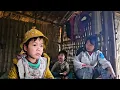 Download Lagu The wonderful woman who helped the 2 Elephant Brothers