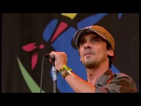 Download MP3 Manu Chao - La primavera / Me gustas tu - (Live at Glastonbury 2008)