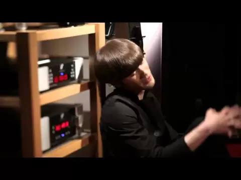 LUNAFLY Super Hero 公式動画サムネイル