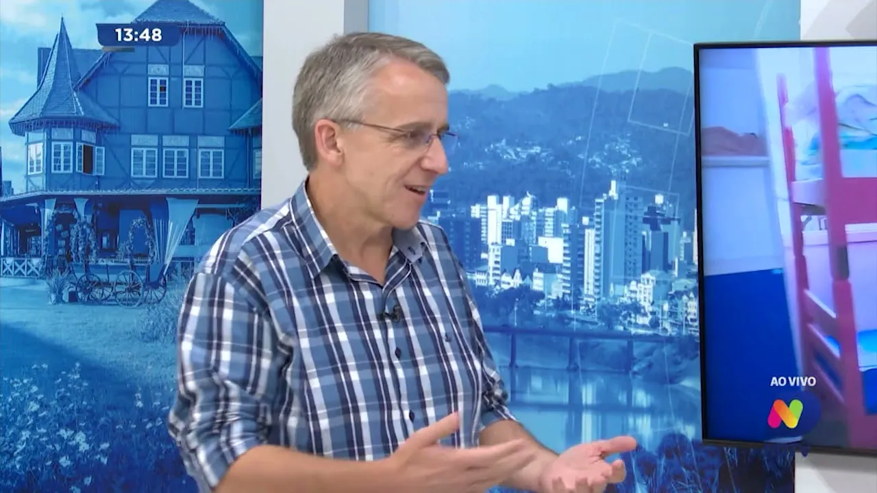 Entrevista: Prefeito de Blumenau fala sobre abordagem às pessoas em situação de rua