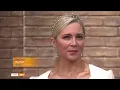 Download Lagu Model Sarah McGovern in sexy little white mini skirt and sexy legs on show