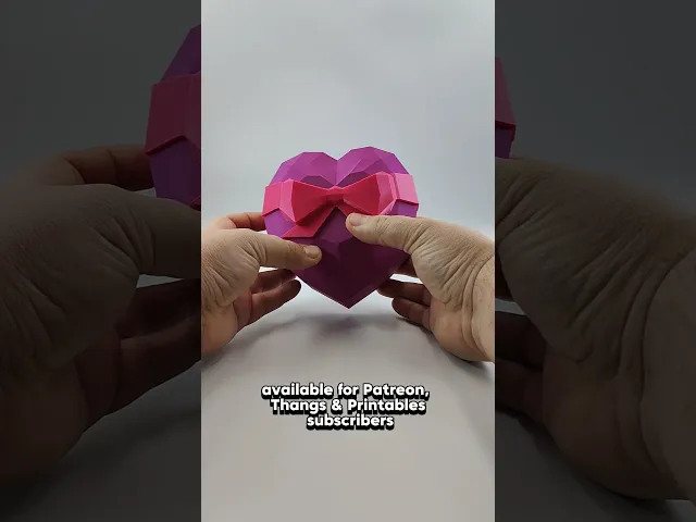 Low Poly Heart-Shaped Gift Box 💞 video thumbnail