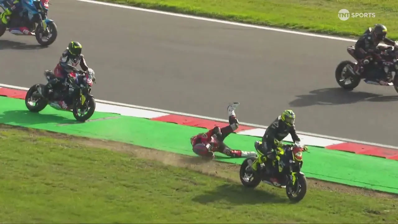2026 ROKiT OFF BMW F 900 R Cup - Finale - Brands Hatch - Main Event