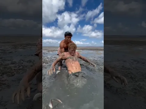 Will he be able to get out of the swamp #shortvideo