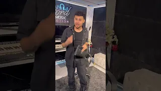 عندك موهبه  اعمل اشتراك للصفحه وكلمني عشان تسجل     دندنها