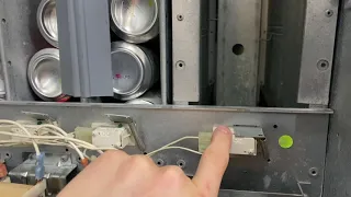 Dixie Narco 501e Drink Machine Says Sold Out When there are Drinks in the Column How To Fix It