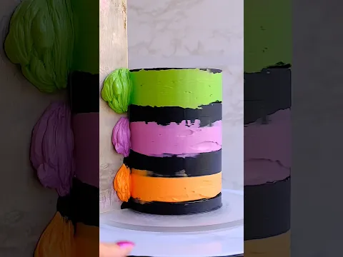 Stripe Halloween cake made with Swiss meringue buttercream #cake #halloween #baking