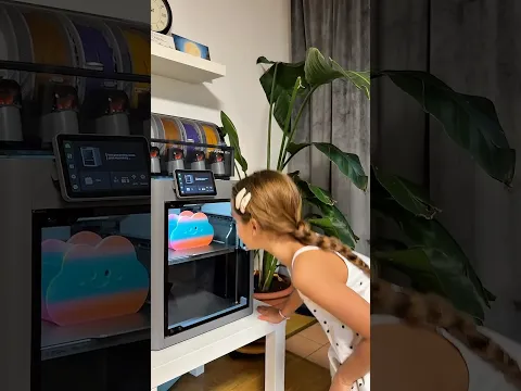 From chaos to organization, with a little 3D magic! 🖨️✨ @bambulab_official #backtoschool #bambulab