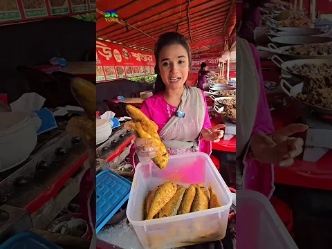 মিমের হাতে ইলিশ ভাজা ভর্তা পান্তা ভাত। Street food fish fry #fish #foodlover