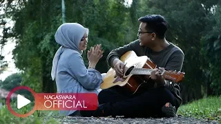 Download Embun Lagi - Tiga Tanya (Official Music Video NAGASWARA) #music MP3