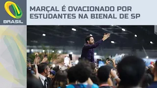 Pablo Marçal é ovacionado por estudantes na Bienal do livro de São Paulo