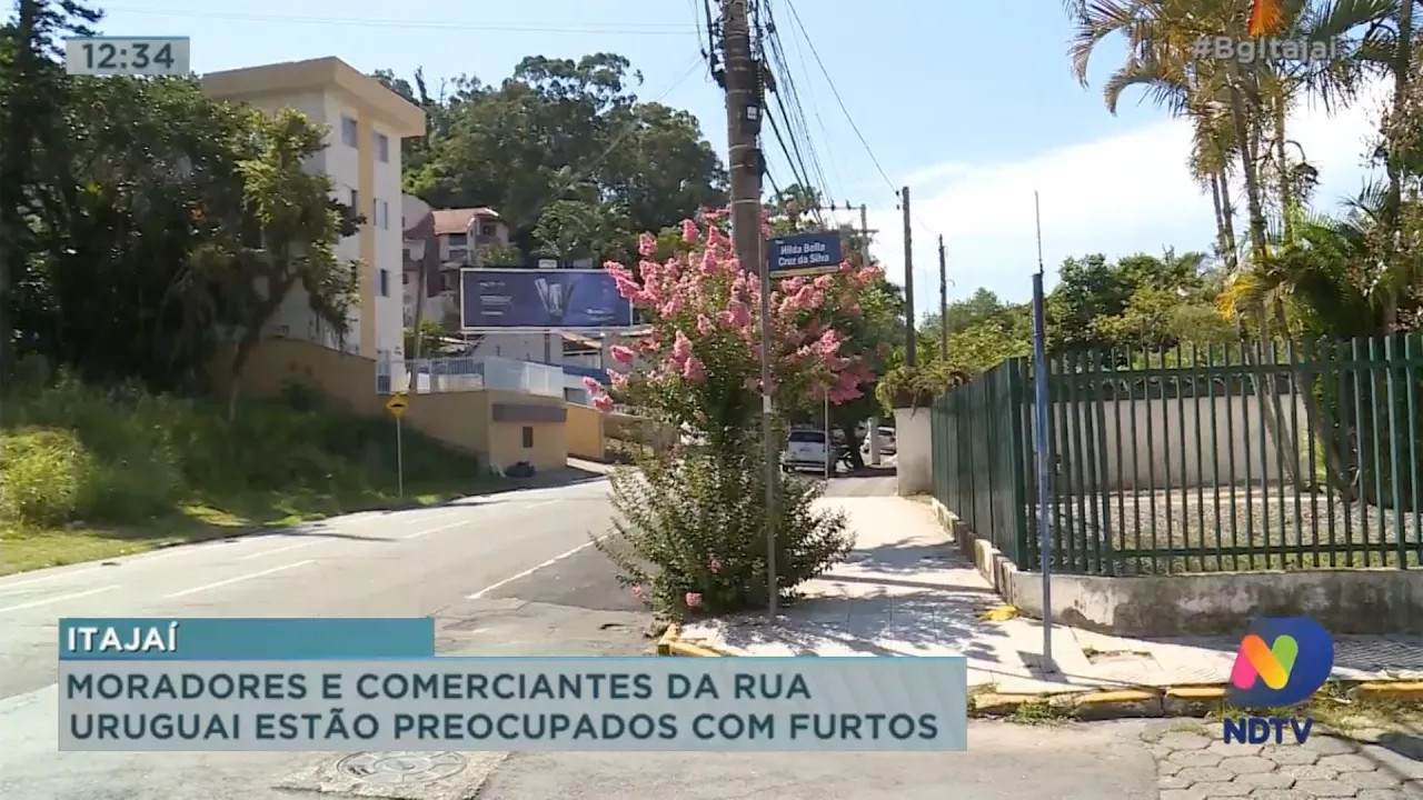 Moradores e comerciantes da rua Uruguai em Itajaí estão preocupados com furtos e roubos