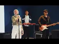 Vagetoz feat. Nakisha - Betapa Aku Mencintaimu (Live Session)