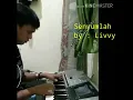 Lagu Senyumlah (livvy band) cover by Robby Ferdian☺