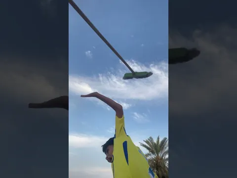 الفرق بين الطفل العربي والاجنبي😂