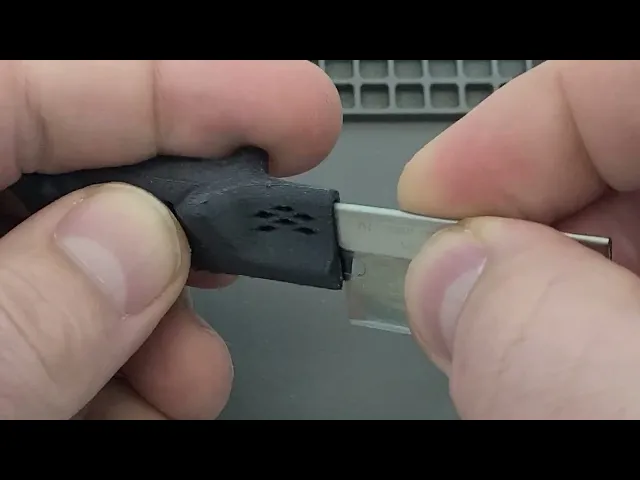 Precision Razor Blade Handle  video thumbnail