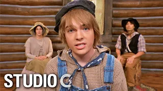 1800s Twitch Streamer - Studio C