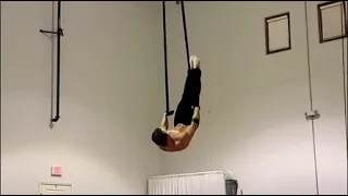 Aerial Straps Man Solo Roman Mokrenko 