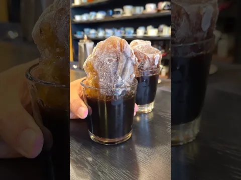 飲み終わるまで3時間！？巨大コーヒー氷のアイスコーヒー