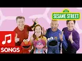 Download Lagu Sesame Street: Do the Propeller Song with The Wiggles!