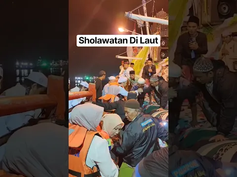 Sholawatan Di Laut