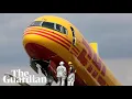 Download Lagu Incredible escape: DHL plane crashes, skids off runway in Costa Rica