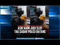 Download Lagu Viral Emak-emak Asyik Nyanyi Sambil Main Judi Slot, Tak Sadar Polisi Datang Menghampiri