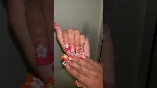 Hawaiian Hello Kitty Nails
