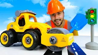 Bozuk Yolu Tamir Ediyoruz! Ekskavatör, Yol Silindiri ve Tamirci İş Başında