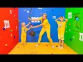 Download Lagu Chris und Mama-Flucht-Herausforderungen für Kinder